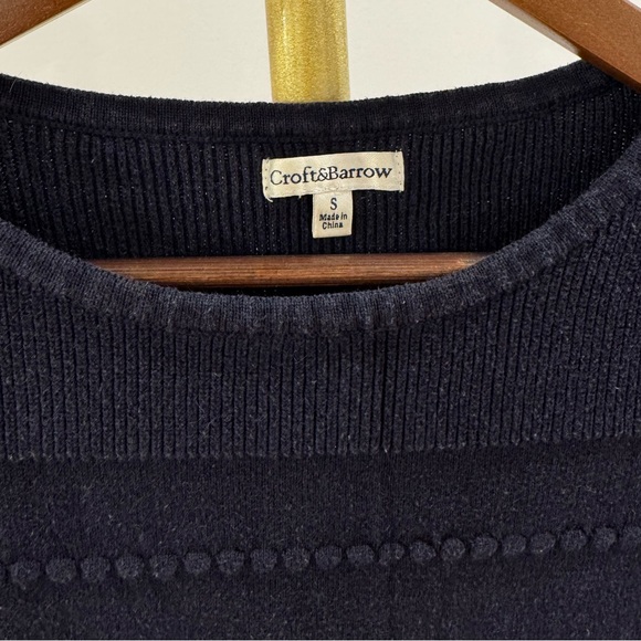 CROFT&BARROW β’ Midnight Blue Textured Knit Top - Picture 5 of 10